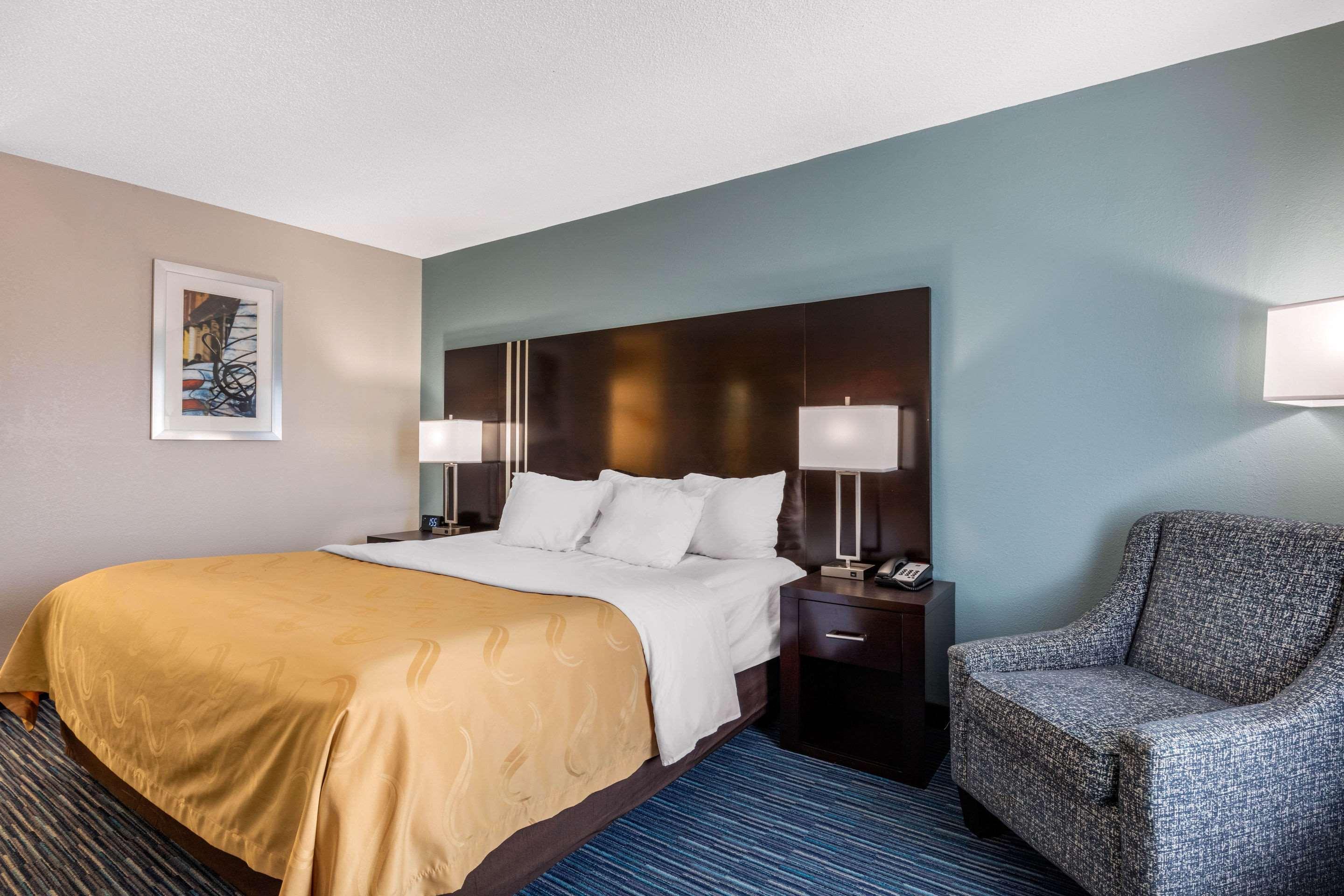 Quality Inn Gordonsville Екстер'єр фото