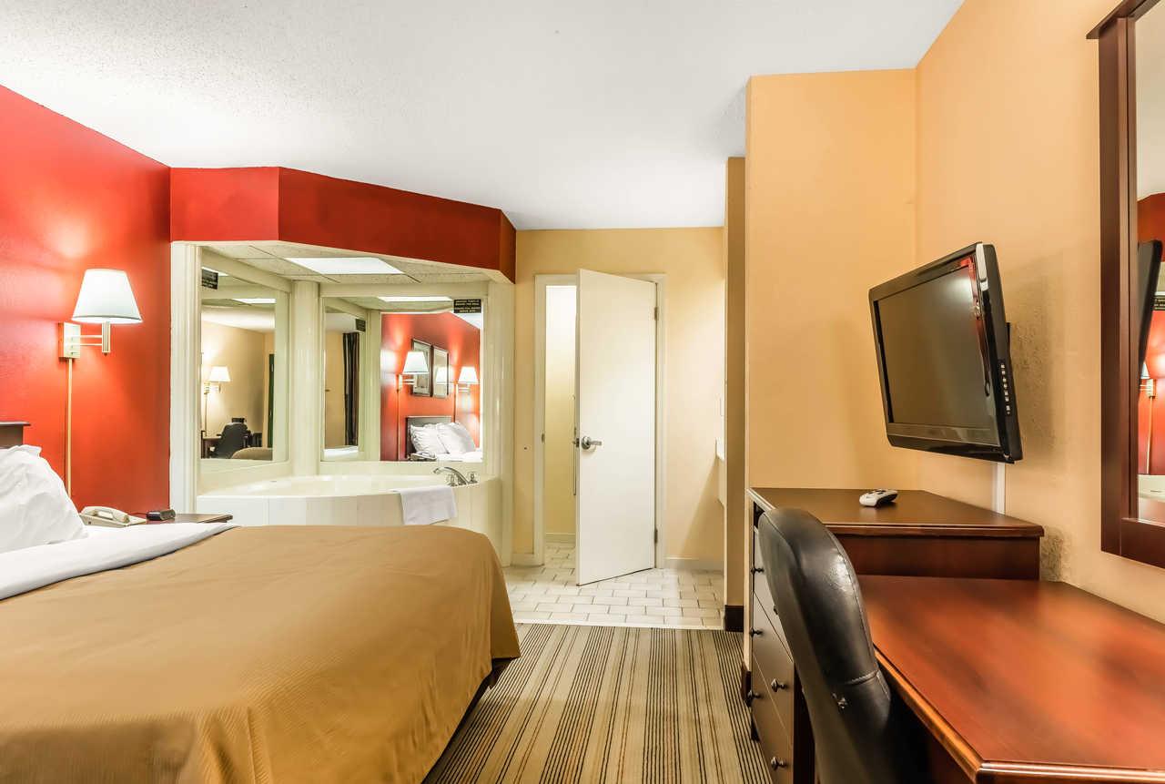 Quality Inn Gordonsville Екстер'єр фото
