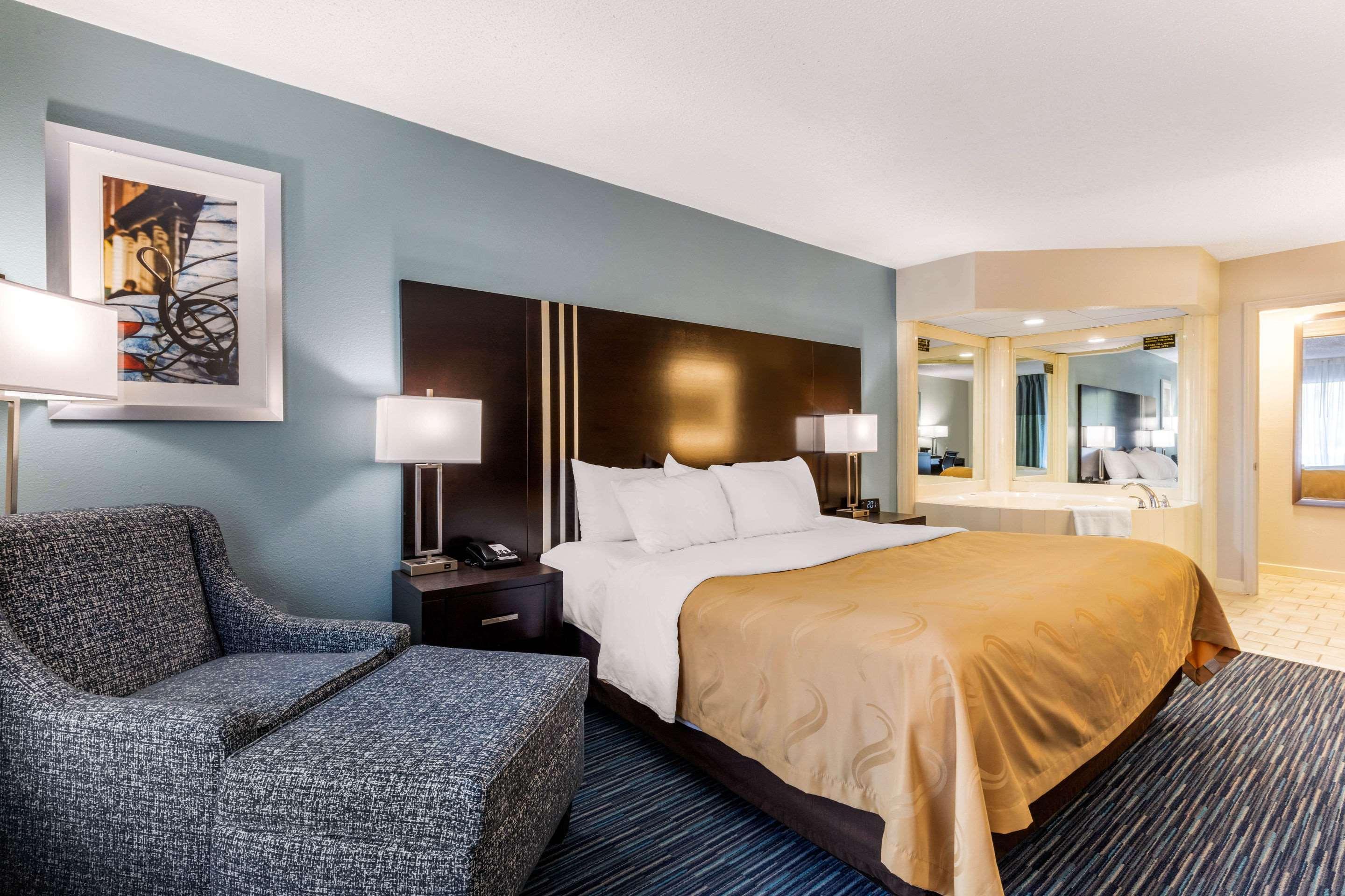Quality Inn Gordonsville Екстер'єр фото