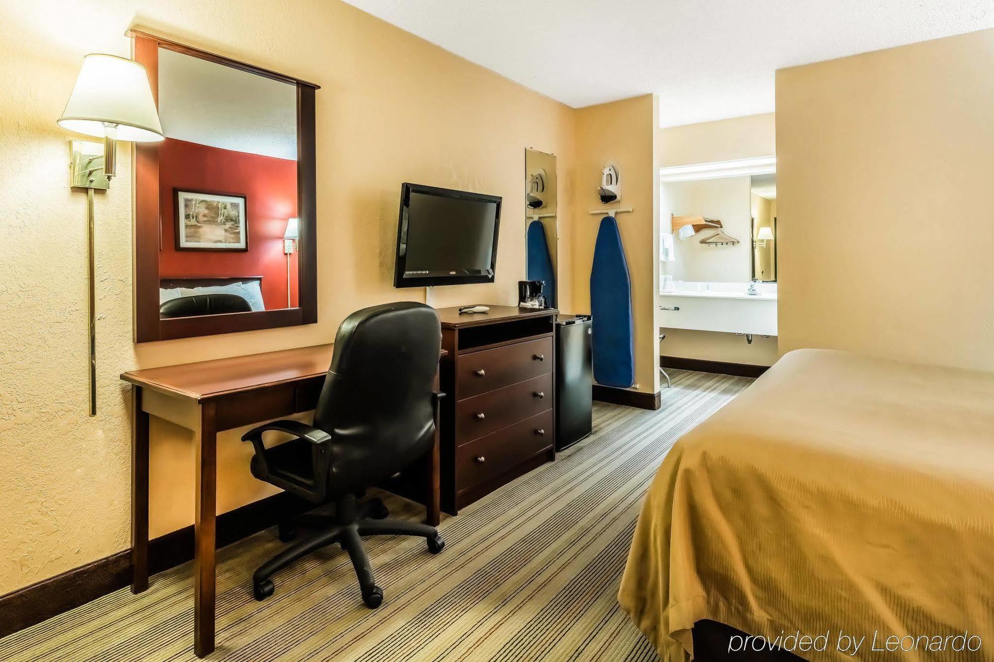 Quality Inn Gordonsville Екстер'єр фото