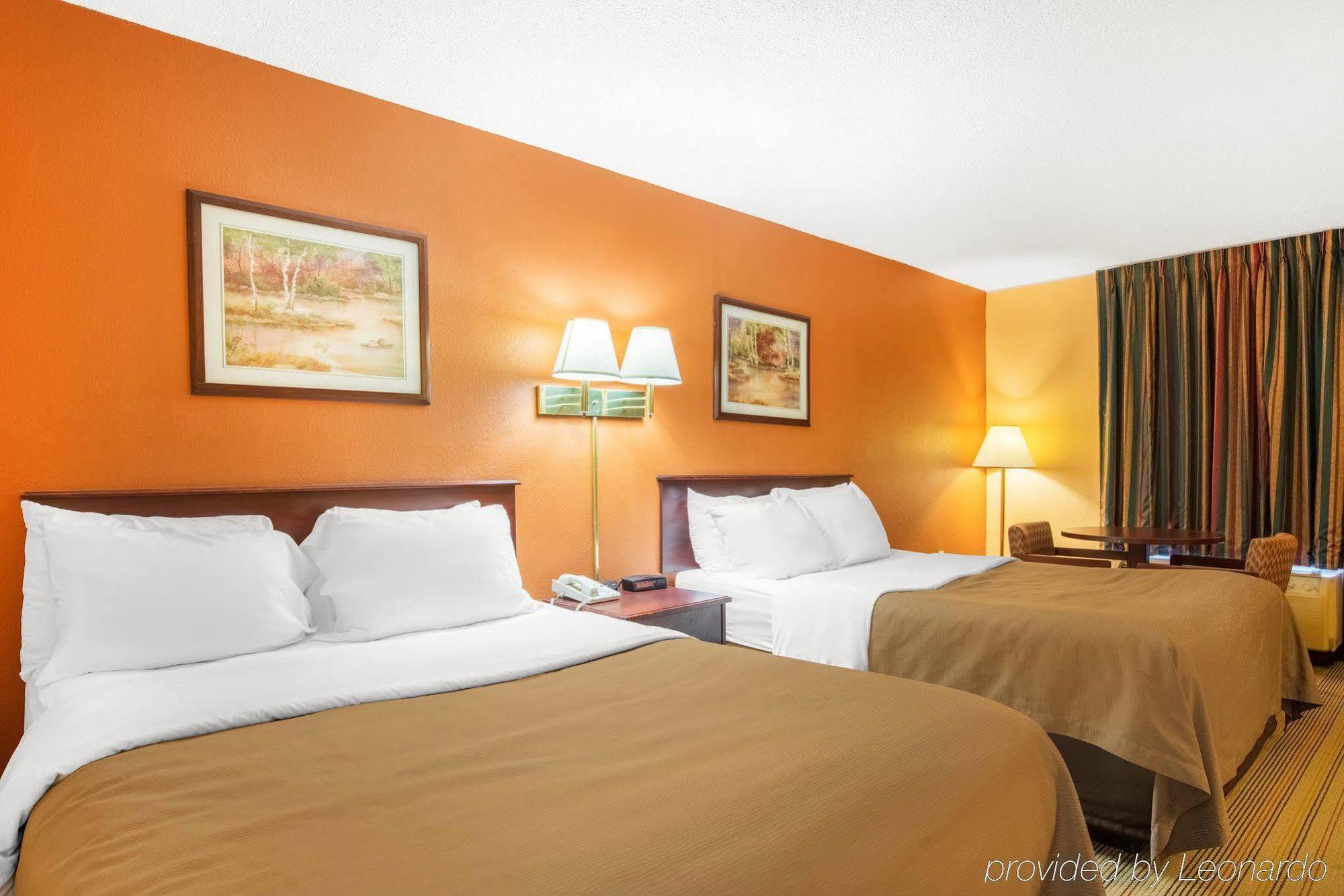 Quality Inn Gordonsville Екстер'єр фото
